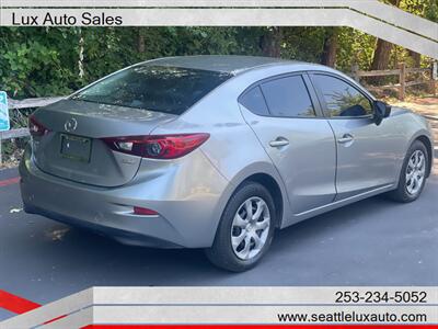 2015 Mazda MAZDA3 i SV   - Photo 4 - Woodinville, WA 98077