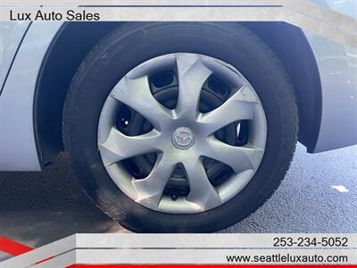 2015 Mazda MAZDA3 i SV   - Photo 21 - Woodinville, WA 98077