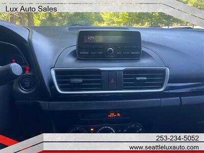 2015 Mazda MAZDA3 i SV   - Photo 19 - Woodinville, WA 98077