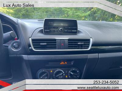 2015 Mazda MAZDA3 i SV   - Photo 9 - Woodinville, WA 98077