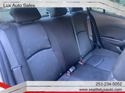 2015 Mazda MAZDA3 i SV   - Photo 16 - Woodinville, WA 98077