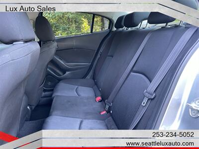 2015 Mazda MAZDA3 i SV   - Photo 15 - Woodinville, WA 98077