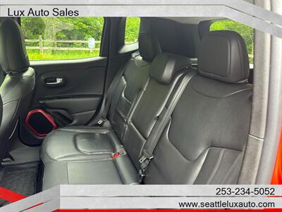 2015 Jeep Renegade Trailhawk   - Photo 13 - Woodinville, WA 98077