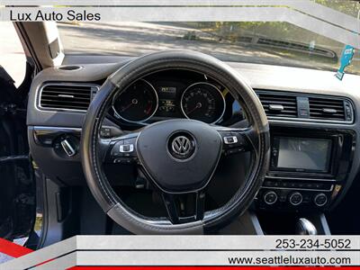 2015 Volkswagen Jetta TDI S   - Photo 13 - Woodinville, WA 98077