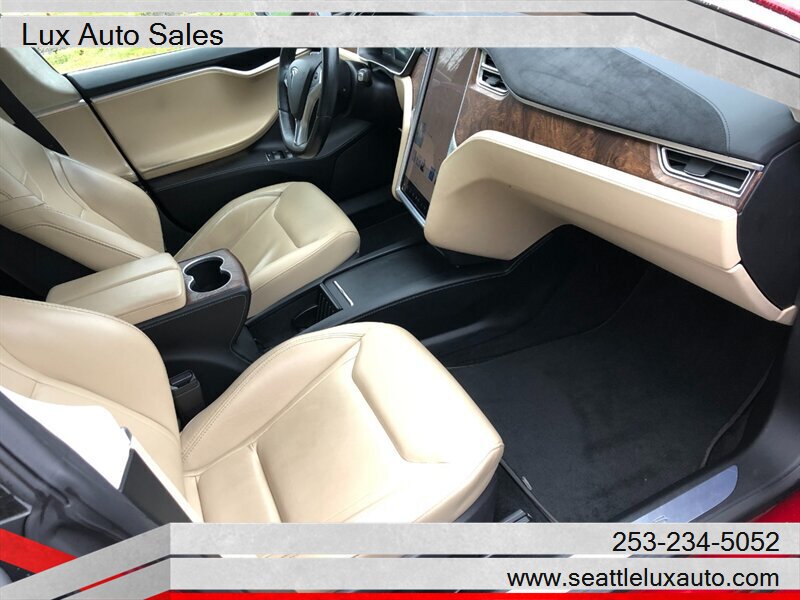 2016 Tesla Model S 75D - Photo 11 - Woodinville, WA 98077