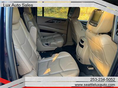 2018 Cadillac Escalade Platinum  Platinum - Photo 22 - Woodinville, WA 98077