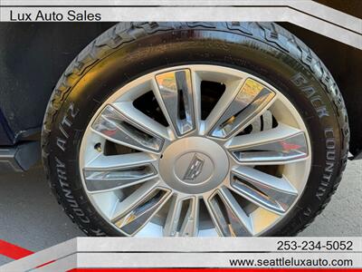 2018 Cadillac Escalade Platinum  Platinum - Photo 30 - Woodinville, WA 98077