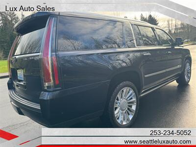 2018 Cadillac Escalade Platinum  Platinum - Photo 12 - Woodinville, WA 98077