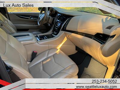 2018 Cadillac Escalade Platinum  Platinum - Photo 18 - Woodinville, WA 98077