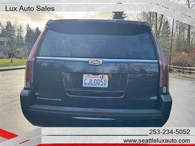 2018 Cadillac Escalade Platinum  Platinum - Photo 10 - Woodinville, WA 98077