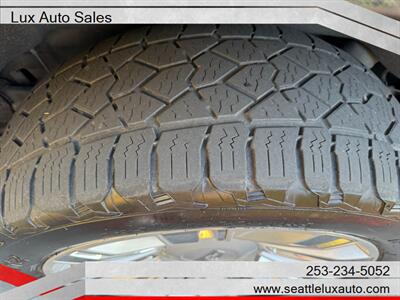 2018 Cadillac Escalade Platinum  Platinum - Photo 31 - Woodinville, WA 98077