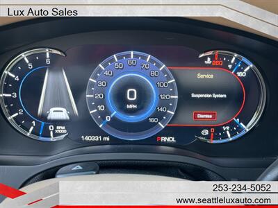 2018 Cadillac Escalade Platinum  Platinum - Photo 35 - Woodinville, WA 98077