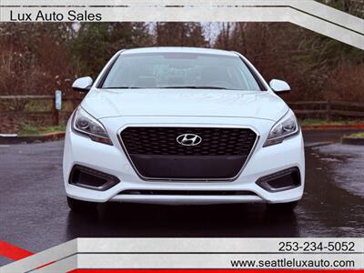 2017 Hyundai SONATA Hybrid SE   - Photo 2 - Woodinville, WA 98077