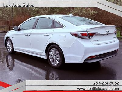 2017 Hyundai SONATA Hybrid SE   - Photo 5 - Woodinville, WA 98077