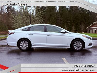 2017 Hyundai SONATA Hybrid SE   - Photo 8 - Woodinville, WA 98077