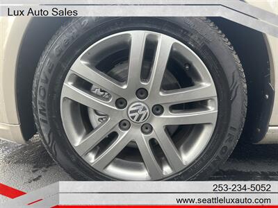 2005 Volkswagen Jetta 2.5   - Photo 10 - Woodinville, WA 98077