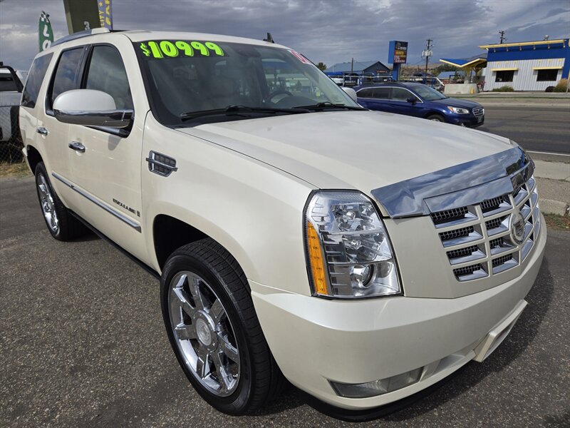 2008 Cadillac Escalade   - Photo 1 - Boise, ID 83714