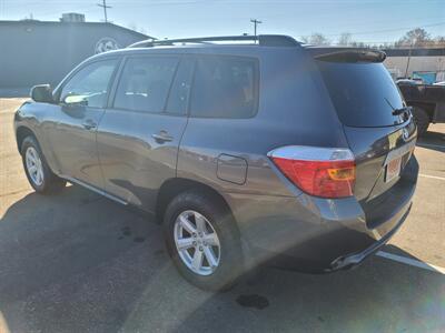 2010 Toyota Highlander   - Photo 5 - Boise, ID 83714