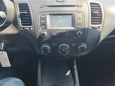 2016 Kia Forte LX   - Photo 10 - Boise, ID 83714