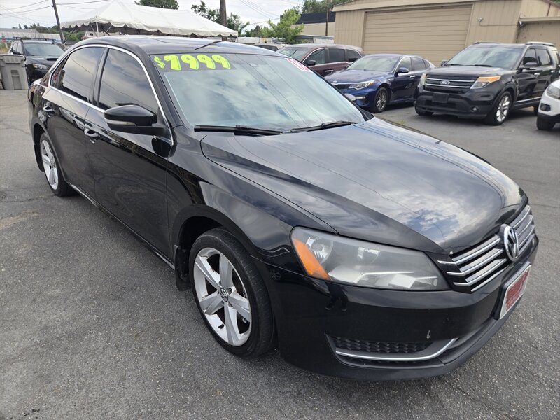 2013 Volkswagen Passat SE PZEV   - Photo 1 - Boise, ID 83714