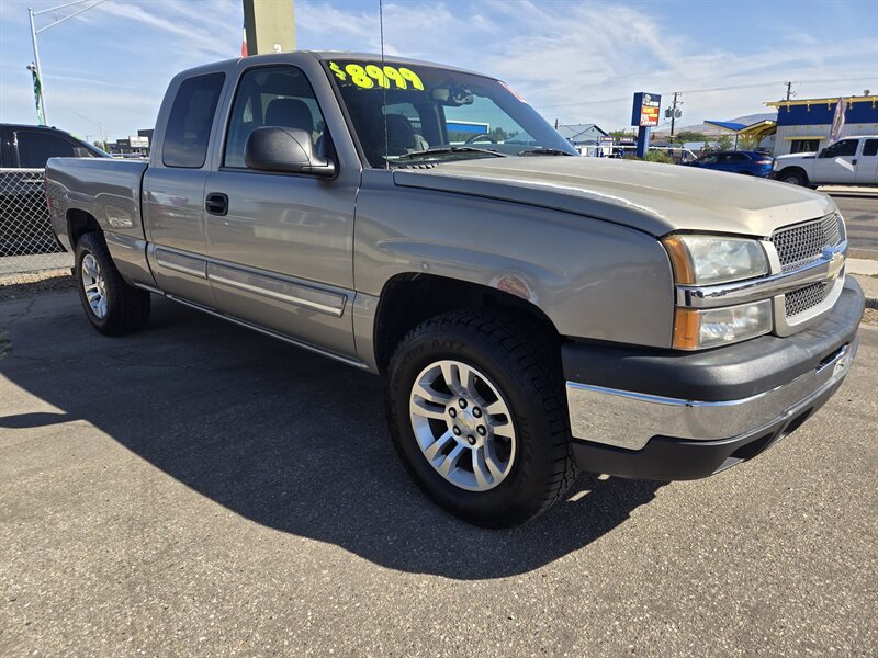 2003 Chevrolet Silverado 1500 LS  