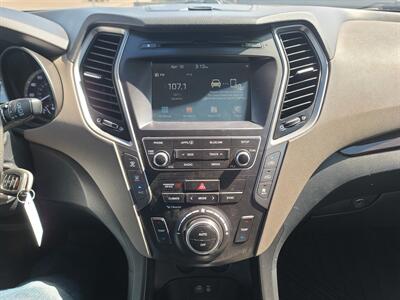 2017 Hyundai SANTA FE SE   - Photo 10 - Boise, ID 83714