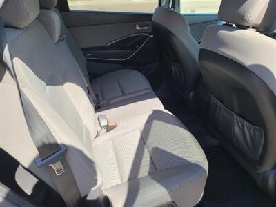 2017 Hyundai SANTA FE SE   - Photo 19 - Boise, ID 83714