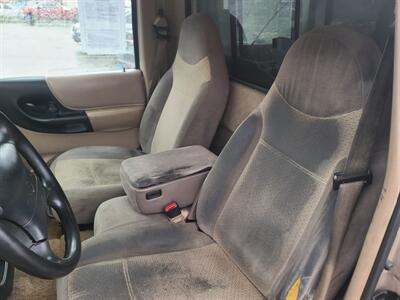 1998 Mazda B3000 SE   - Photo 14 - Boise, ID 83714