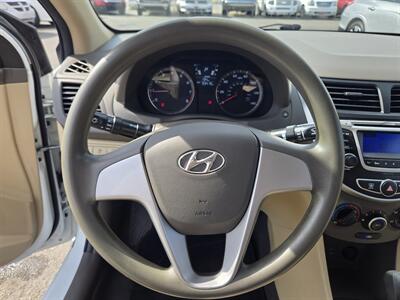 2014 Hyundai ACCENT GLS - Photo 9 - Boise, ID 83714