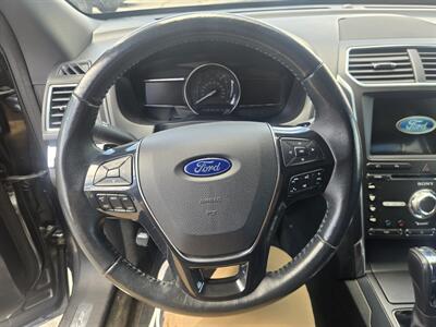 2017 Ford Explorer Limited   - Photo 9 - Boise, ID 83714
