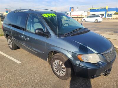 2006 Chrysler Town and Country LX Minivan