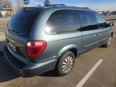 2006 Chrysler Town and Country LX   - Photo 7 - Boise, ID 83714