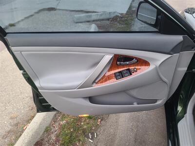 2010 Toyota Camry LE V6   - Photo 14 - Boise, ID 83714