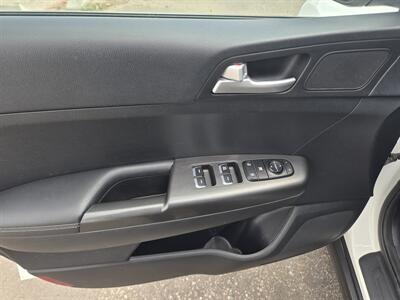 2017 Kia Sportage LX - Photo 12 - Boise, ID 83714