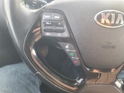 2017 Kia Forte EX   - Photo 14 - Boise, ID 83714