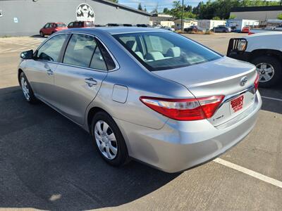 2015 Toyota Camry LE   - Photo 5 - Boise, ID 83714