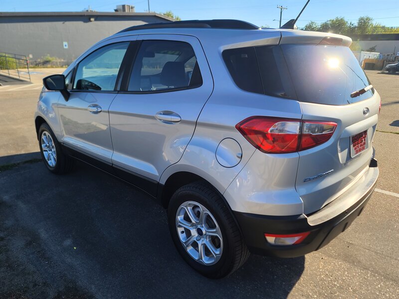 2018 Ford EcoSport SE photo 4