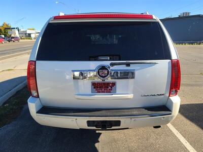 2010 Cadillac Escalade   - Photo 6 - Boise, ID 83714