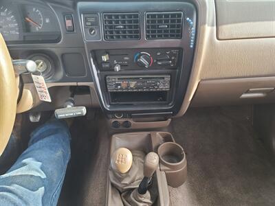 1999 Toyota Tacoma   - Photo 11 - Boise, ID 83714