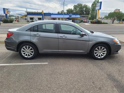 2011 Chrysler 200 Touring - Photo 8 - Boise, ID 83714
