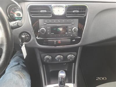 2011 Chrysler 200 Touring - Photo 10 - Boise, ID 83714