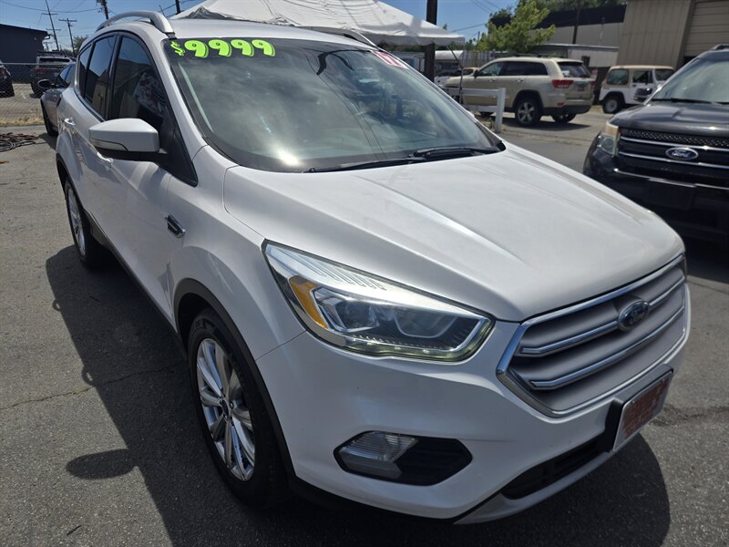 2017 Ford Escape Titanium   - Photo 1 - Boise, ID 83714