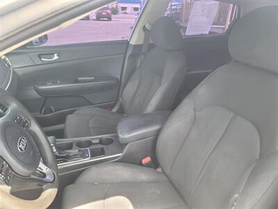 2017 Kia Optima LX   - Photo 16 - Boise, ID 83714