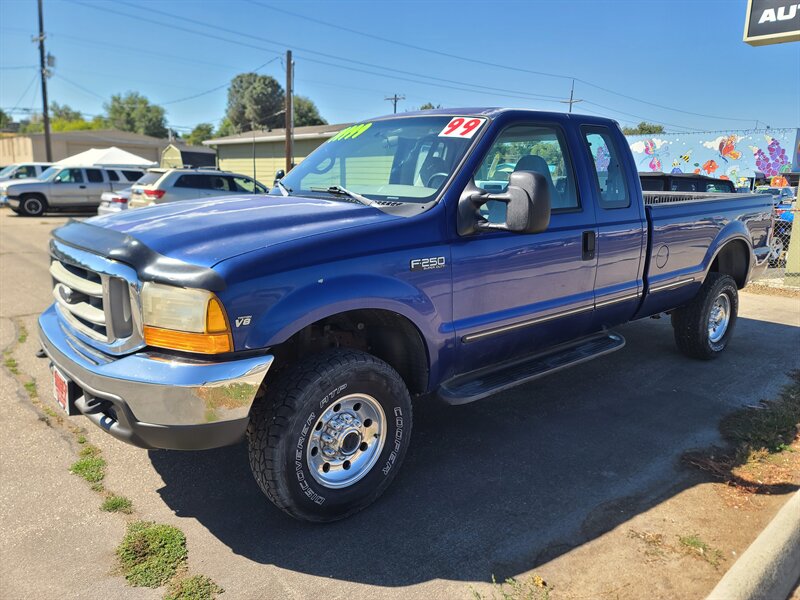 1999 Ford F-250 XL photo 2