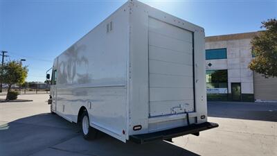 2017 Freightliner MT45 106  Walk-in Van (Step Van) - Photo 25 - San Jacinto, CA 92583