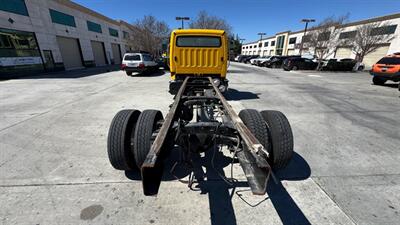 2012 Freightliner M2 106  CAB & CHASSIS MANUAL TRANSMISSION - Photo 15 - San Jacinto, CA 92583