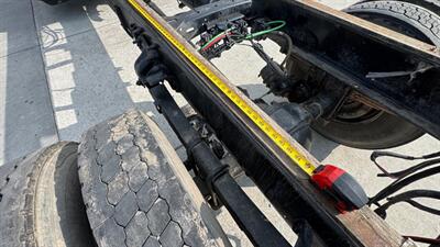 2012 Freightliner M2 106 CAB & CHASSIS MANUAL TRANSMISSION - Photo 23 - San Jacinto, CA 92583