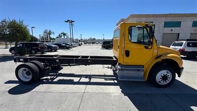2012 Freightliner M2 106  CAB & CHASSIS MANUAL TRANSMISSION - Photo 17 - San Jacinto, CA 92583
