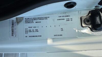 2021 International MV607 28 ft BOX TRUCK - Photo 10 - San Jacinto, CA 92583