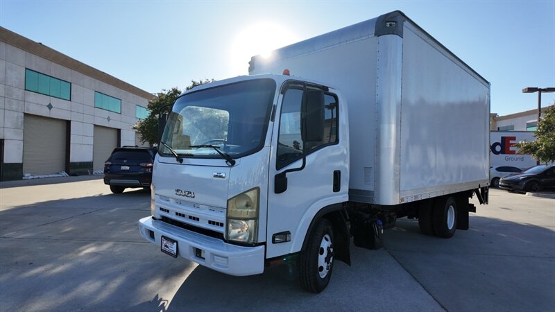 2015 Isuzu NPR HD 16 FT BOX TRUCK - Photo 1 - San Jacinto, CA 92583